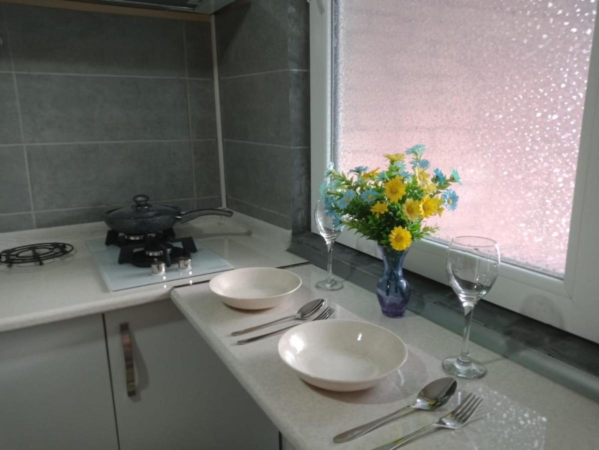 Kacharava Apartments Тбилиси Екстериор снимка