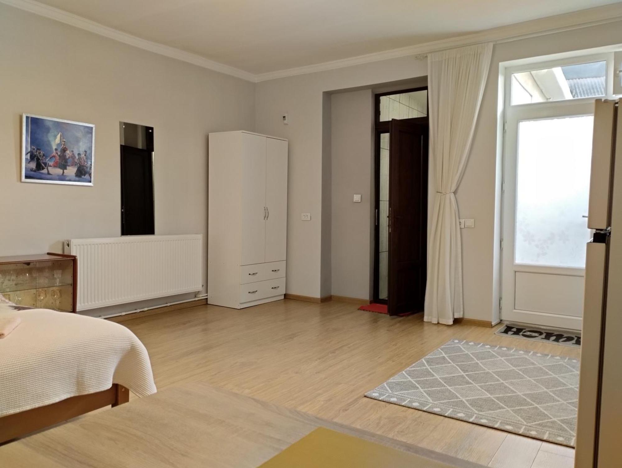 Kacharava Apartments Тбилиси Екстериор снимка