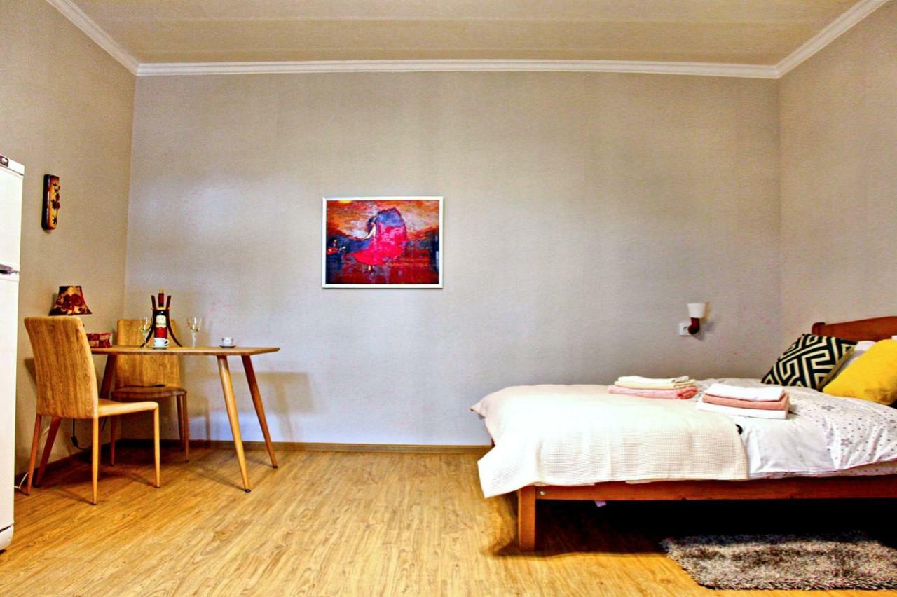 Kacharava Apartments Тбилиси Екстериор снимка