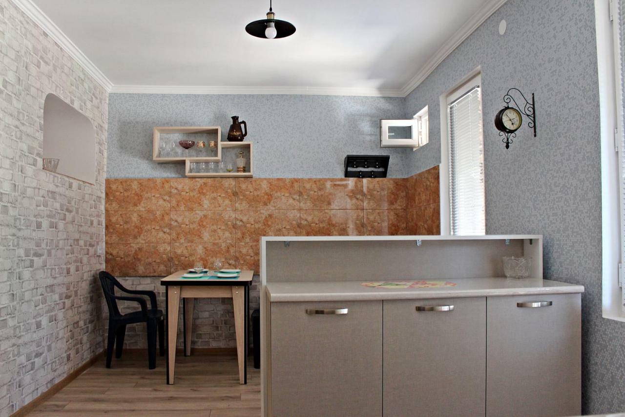 Kacharava Apartments Тбилиси Екстериор снимка