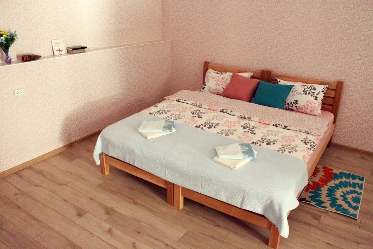 Kacharava Apartments Тбилиси Екстериор снимка